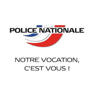 Logo Commissaire de police, Matthieu s’est engagé très jeune en obtenant le concours de Gardien de la paix